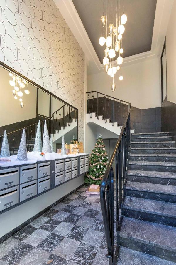 Robert Soleau Bright Design Flat Center Of Antibes Apartment Exterior photo